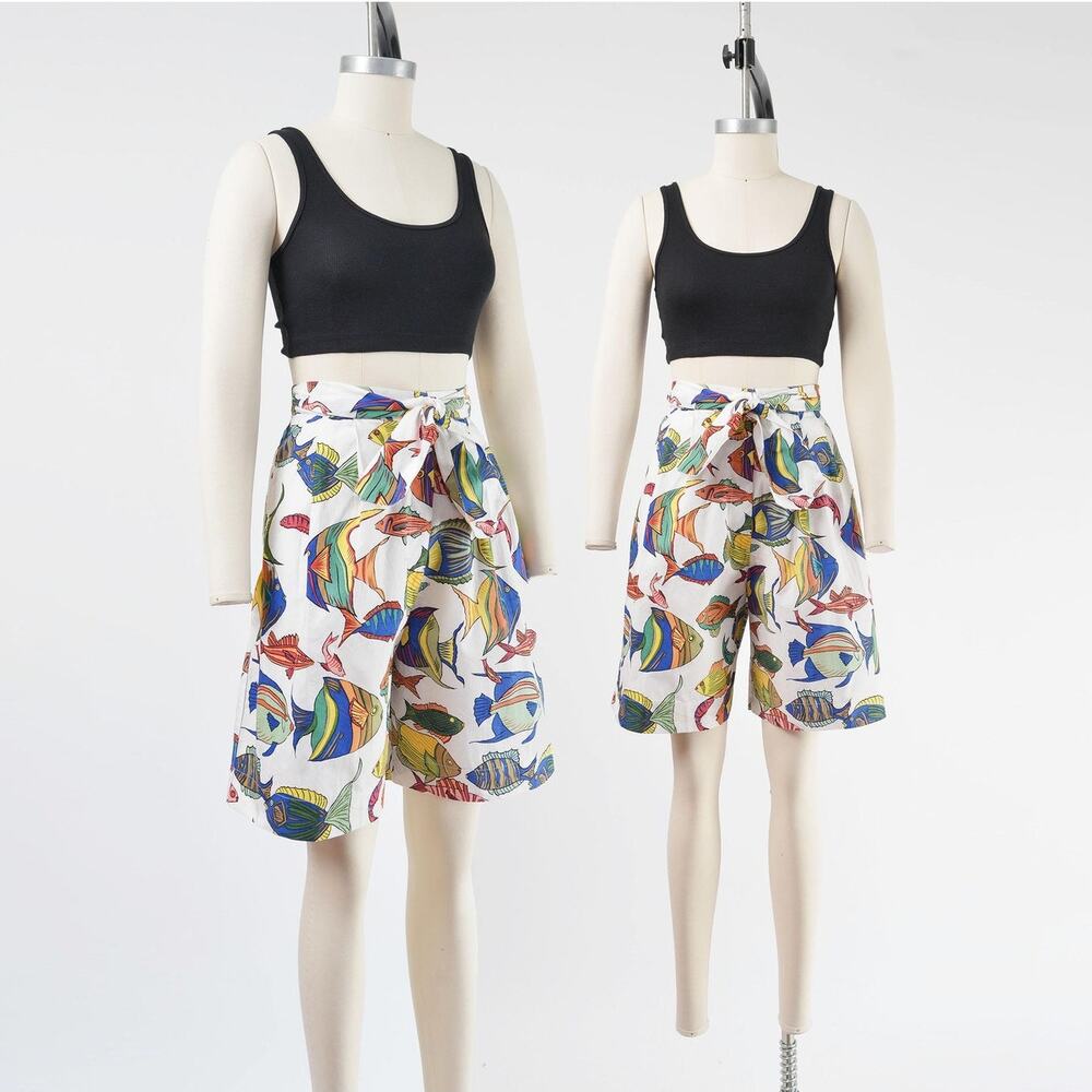 Vintage 90s Fish Print Tropical Sea Life Cotton High Waist Bermuda Shorts M